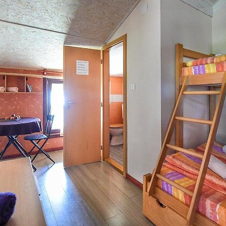 San Art Floating Hostel & Apartments เบลเกรด ภายนอก รูปภาพ