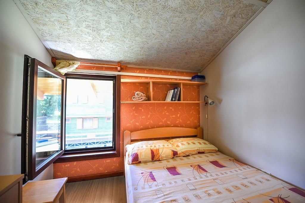 San Art Floating Hostel & Apartments เบลเกรด ภายนอก รูปภาพ