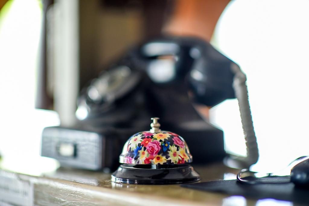 San Art Floating Hostel & Apartments เบลเกรด ภายนอก รูปภาพ